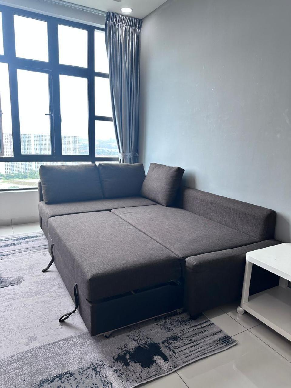 Elife D Summit Residences 2109 Wifi Netflix Apartment *